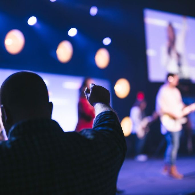 worship-lightstock_489150_full_jon-opt