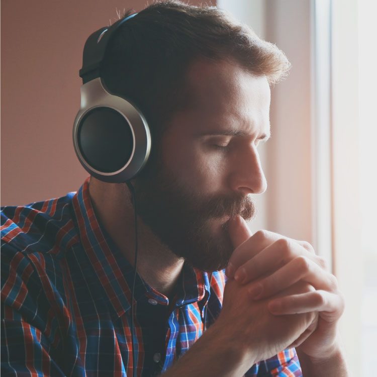 ww-is-dif_square_guy-listening Fits your schedule