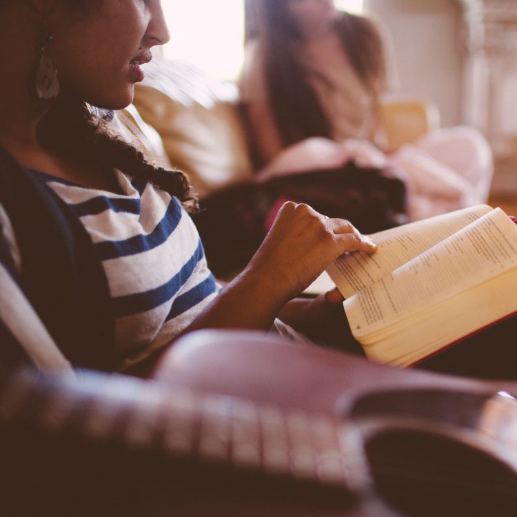 Step-by-step training_bible-guitar Step-by-Step Training